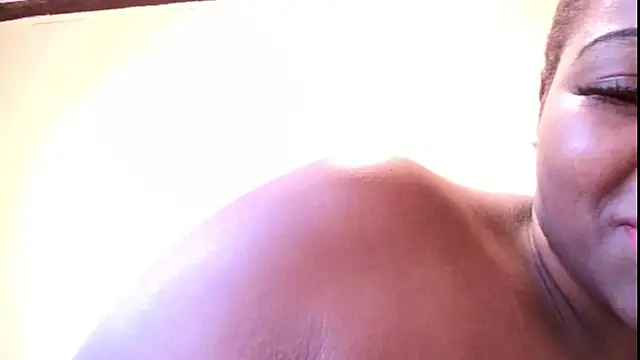 Queen_BootyXXX webcam