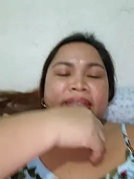 Sweetlorie_83 webcam