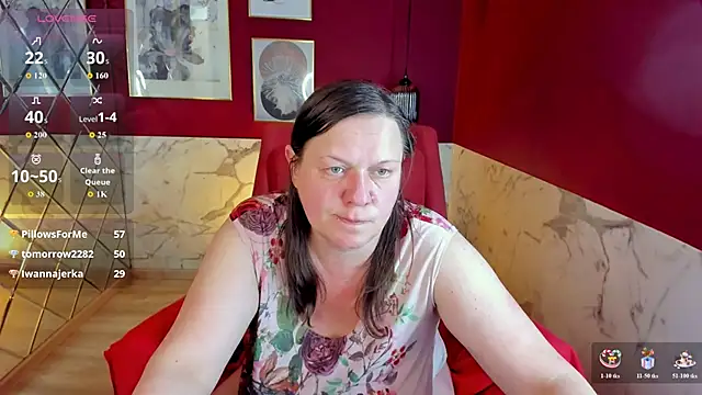 KellyPerfection webcam