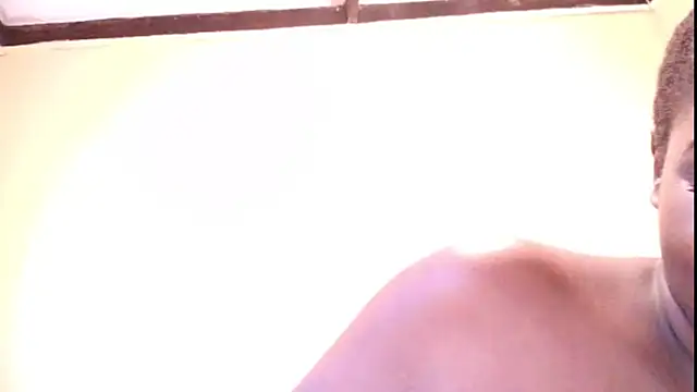 Queen_BootyXXX webcam