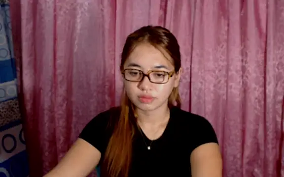 onlymaes_19 live cam on StripChat