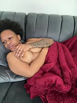 BonnyMolhada live sex cam
