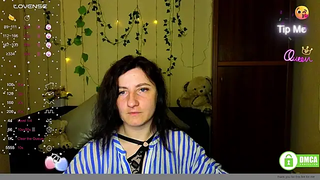 Muse_kitty_jenia webcam