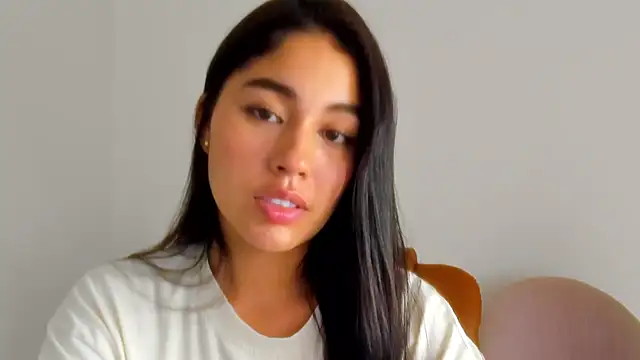AriaMontgomery webcam