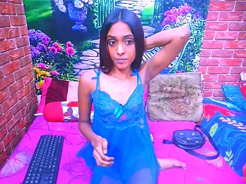 IndianPretty14u2Luv webcam