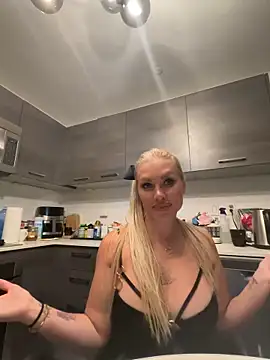 Karen_Luxe webcam