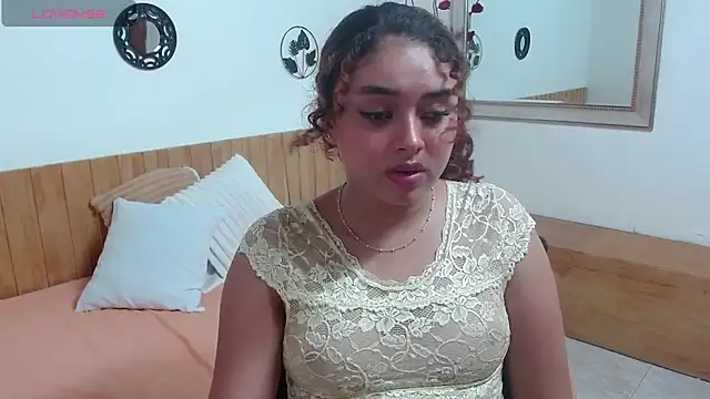 Alis_Montiel webcam