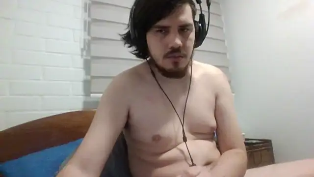hung_weeb webcam