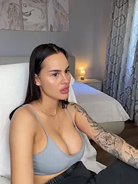 BabyyGirll_