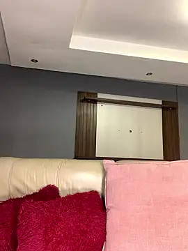 VeryGoodBadGirl1 webcam