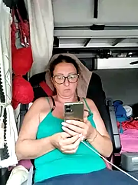 Milfa_nimfomana webcam