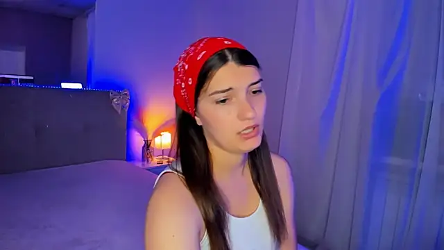 Laura_Leee webcam