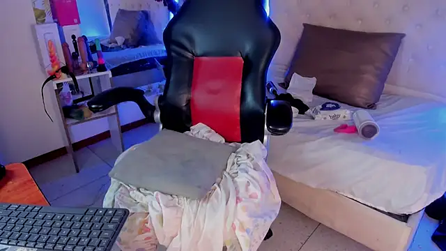 Strella_ferrera webcam
