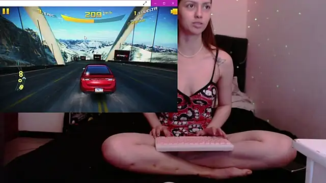 holy_juli webcam