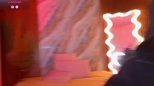 kristen_tay webcam