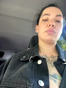 MeekyRich webcam