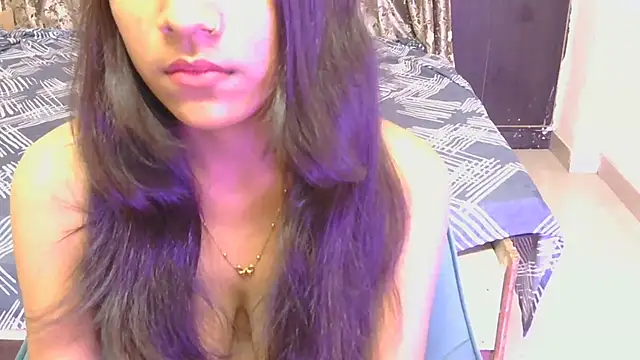 hoty-priya webcam