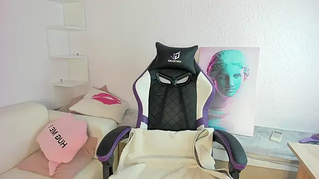 Ella_starrr__ webcam