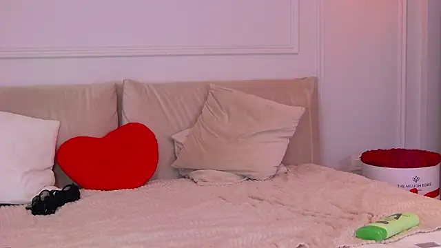 AriannaRuss webcam