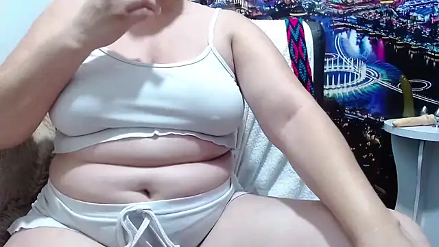 tila_nastyy webcam