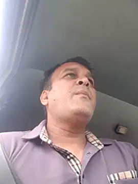 indiandesivillegeboy webcam