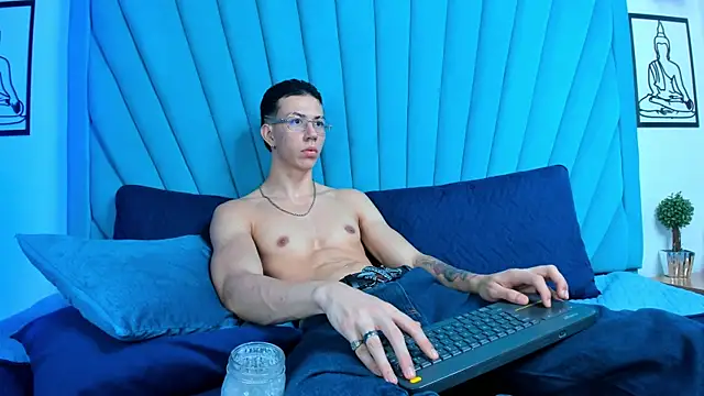 OliverThompsonJS webcam