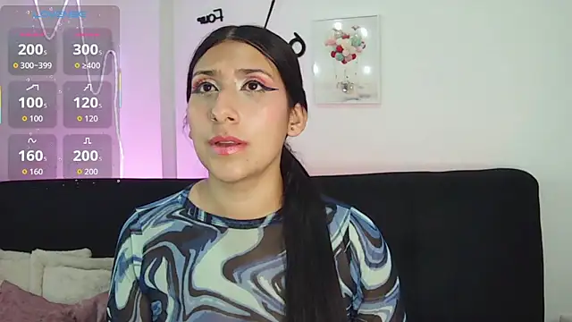 Sara_Blum webcam