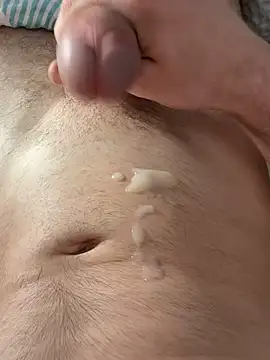 boybeast18 live cam on StripChat