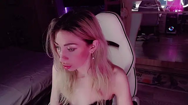 anniegold_ - AnnieGOld_'s free webcam - UK Sex Cams