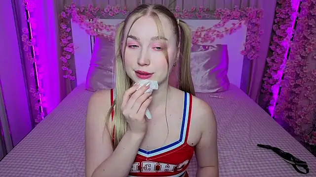 LilyStarlight webcam