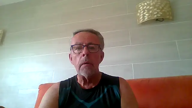 tuggy59 (M grandpa) - cock stroke and toi masurbating