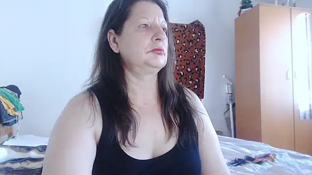 ExtasyMature webcam