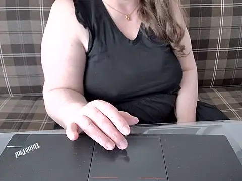 MarthaBriest webcam