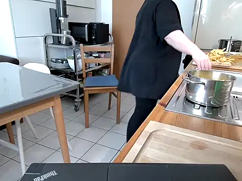MarthaBriest webcam