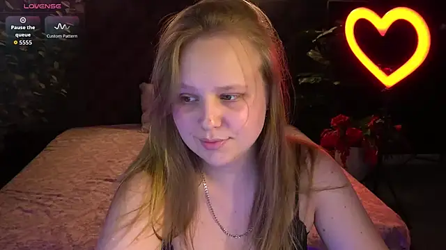 CrystallPaws webcam