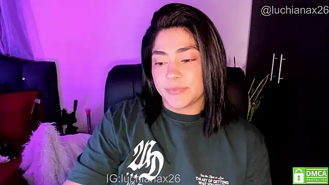 lucy26_ webcam