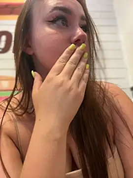 KiraSunshine webcam