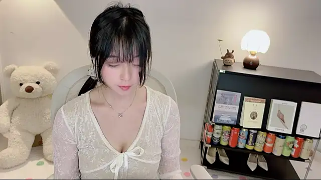 Onechestnut webcam