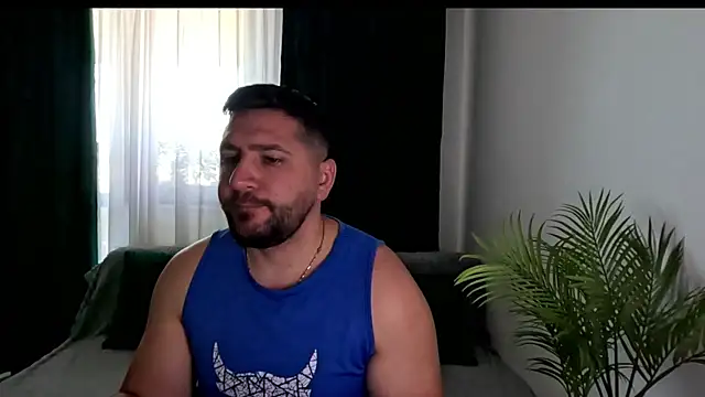 Gold_Alpha_Boy live cam on StripChat