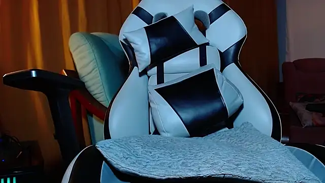 sebastian_horny webcam