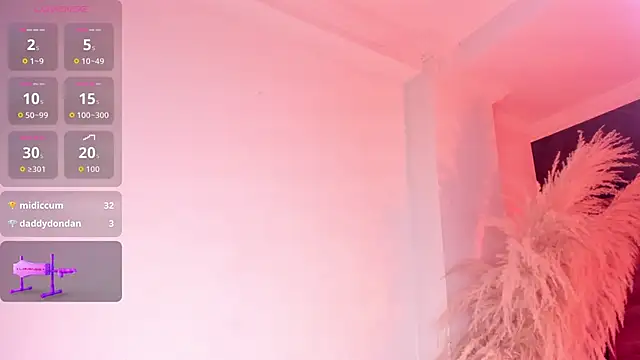 CristineRainn_ live cam on StripChat