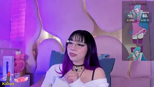 NaniiSisy webcam
