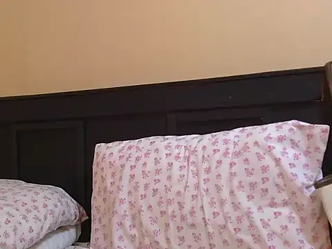 kinkydolll webcam