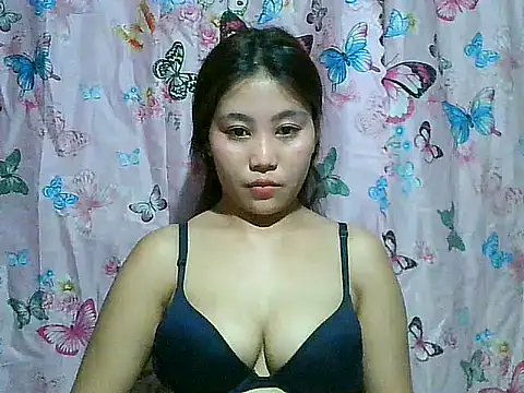SexyAsianPussy4u webcam