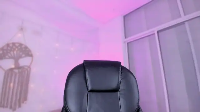 Ginni_charlotte