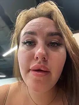KiraSunshine webcam