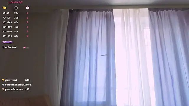 LitellyBella webcam