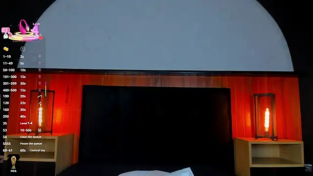 Leo_Savage_ webcam