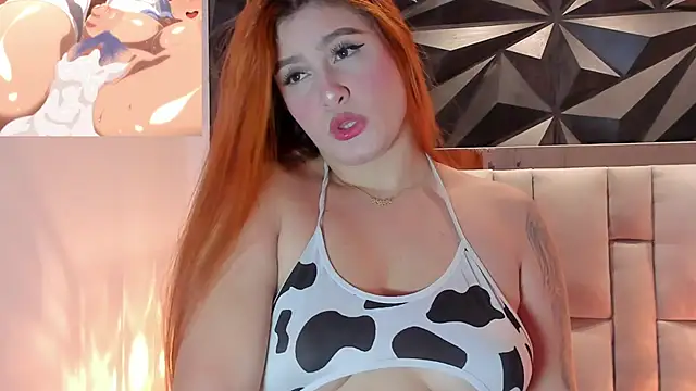 megan_whitee__ webcam