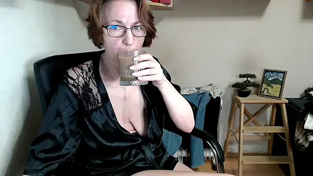 katemodel webcam